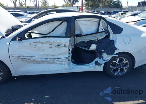 2019 Kia Forte Lxs из США, поврежденный, VIN 3KPF24AD9KE094497